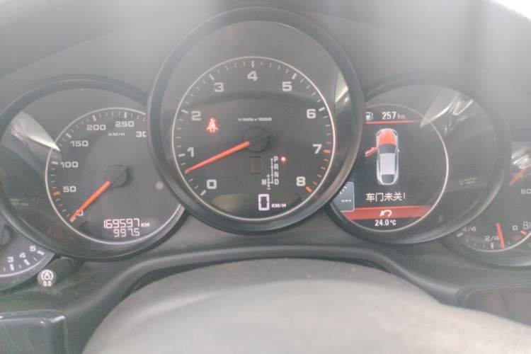 Used Porsche Panamera 2013 Panamera Platinum Edition 3.6L Instrument Cluster