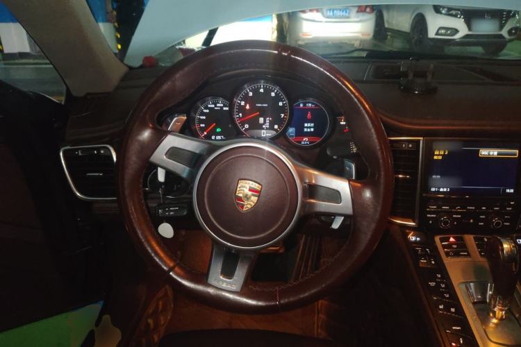 Used Porsche Panamera 2013 Panamera Platinum Edition 3.6L Steering Wheel