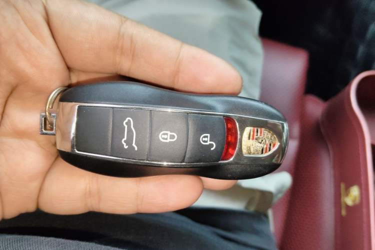 Used Porsche Panamera 2013 Panamera 4 Platinum Edition 3.6L Vehicle Key