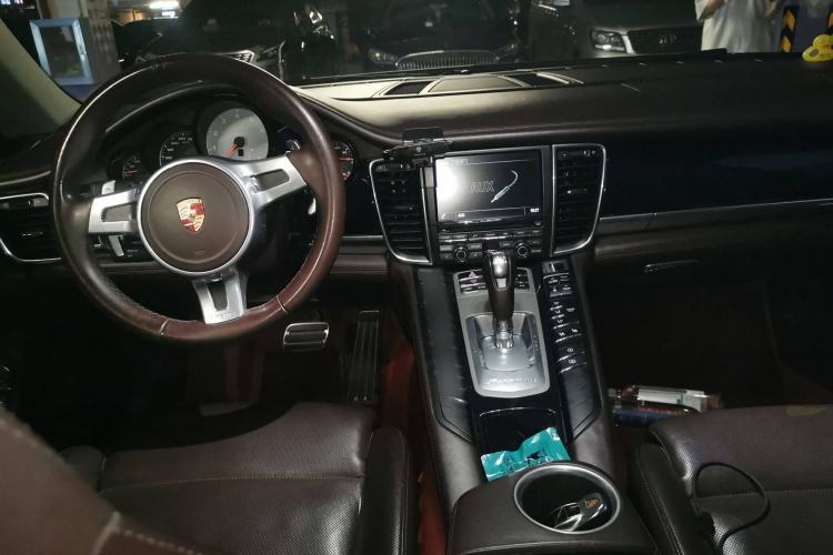 Used Porsche Panamera 2014 Panamera S Executive 3.0T Center Console