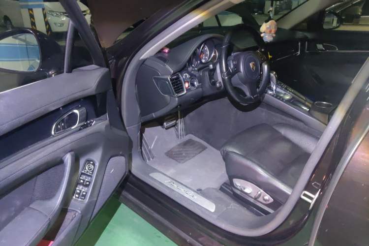 Used Porsche Panamera 2014 Panamera 4 Executive 3.0T Driver Seat