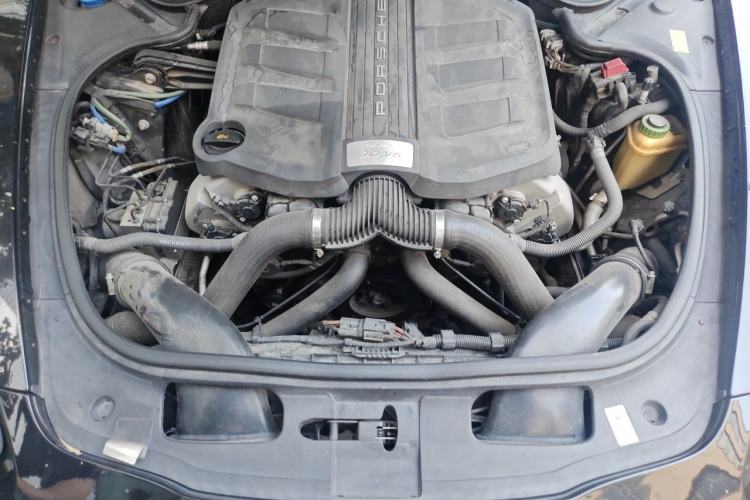 Used Porsche Panamera 2014 Panamera 3.0T Engine Bay