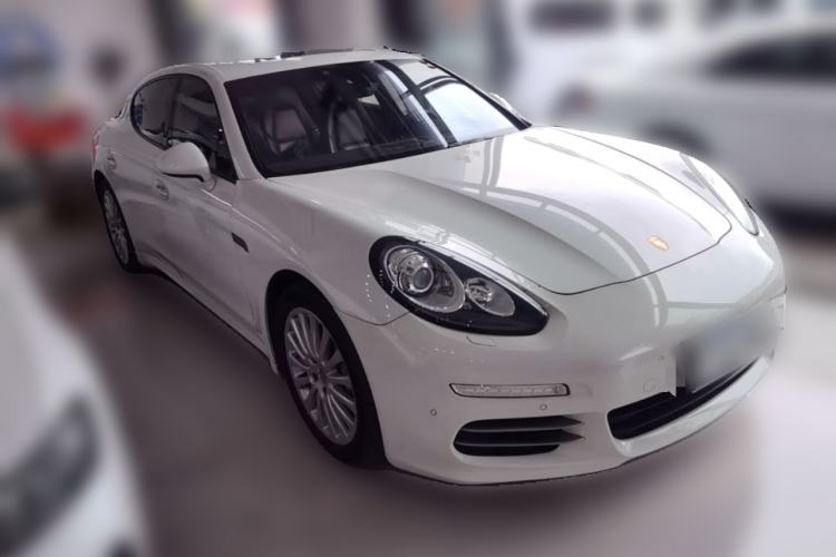Used Porsche Panamera 2014 Panamera 3.0T Front Right 45 Deg