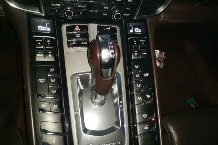 Used Porsche Panamera 2014 Panamera S Executive 3.0T Gear Lever
