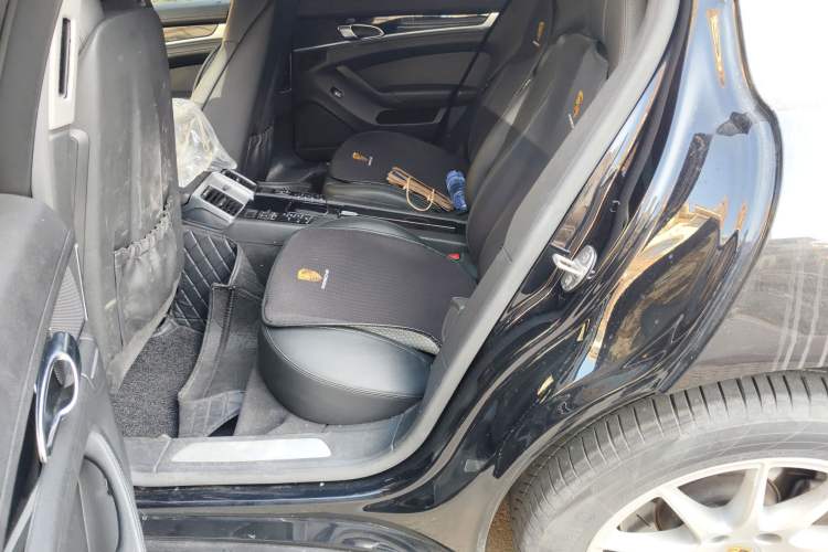 Used Porsche Panamera 2014 Panamera 3.0T Left Rear Seat