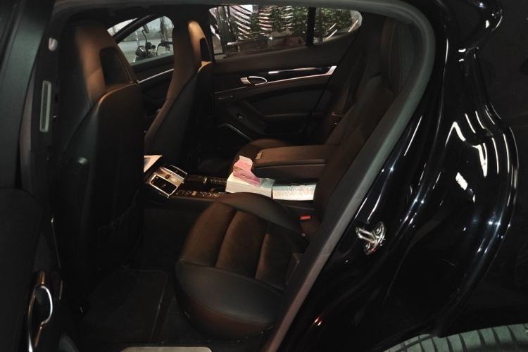 Used Porsche Panamera 2014 Panamera 3.0T Left Rear Seat