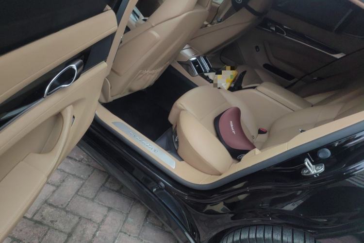 Used Porsche Panamera 2014 Panamera S Executive 3.0T Left Rear Seat