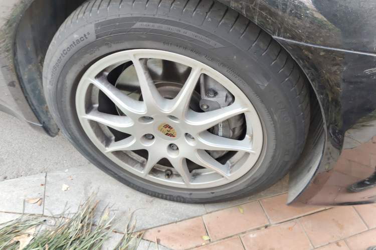 Used Porsche Panamera 2014 Panamera 3.0T Right Front Wheel Hub