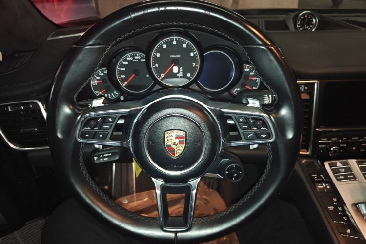 Used Porsche Panamera 2014 Panamera 3.0T Steering Wheel