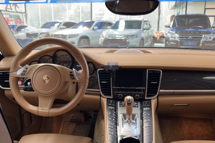 Used Porsche Panamera 2014 Panamera 3.0T Audio And AC Panel