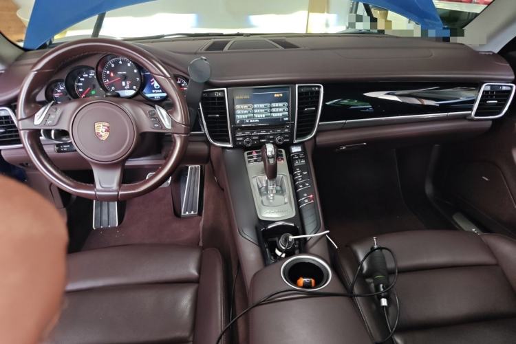 Used Porsche Panamera 2014 Panamera Executive 3.0T Center Console