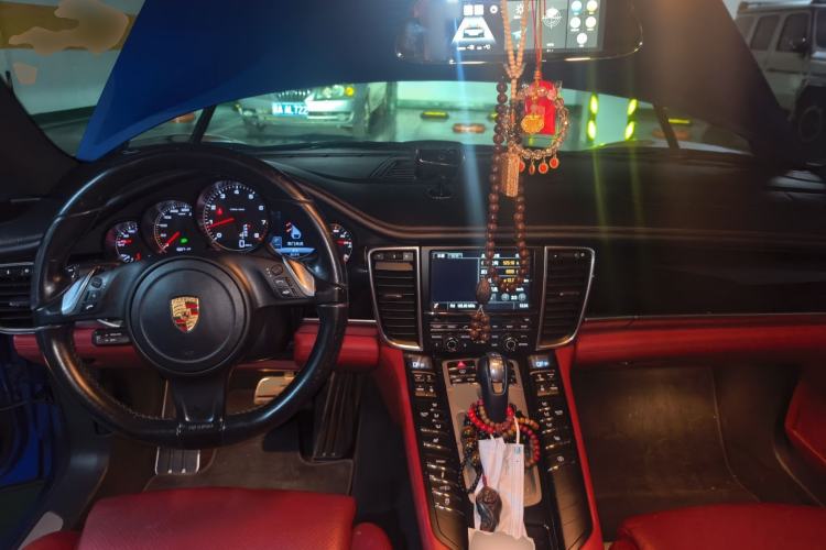 Used Porsche Panamera 2014 Panamera 3.0T Center Console