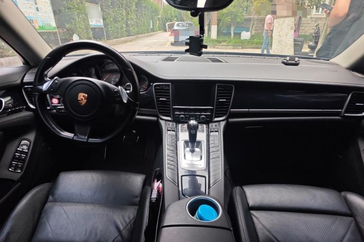 Used Porsche Panamera 2014 Panamera 3.0T Center Console