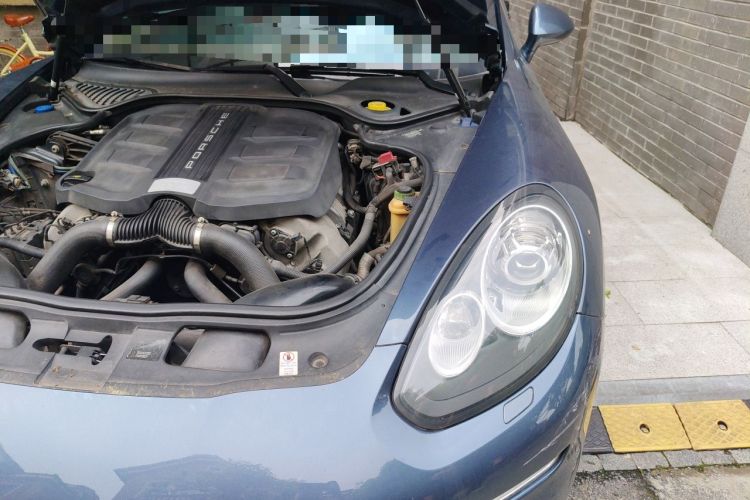 Used Porsche Panamera 2014 Panamera 4 3.0T Engine Bay Left