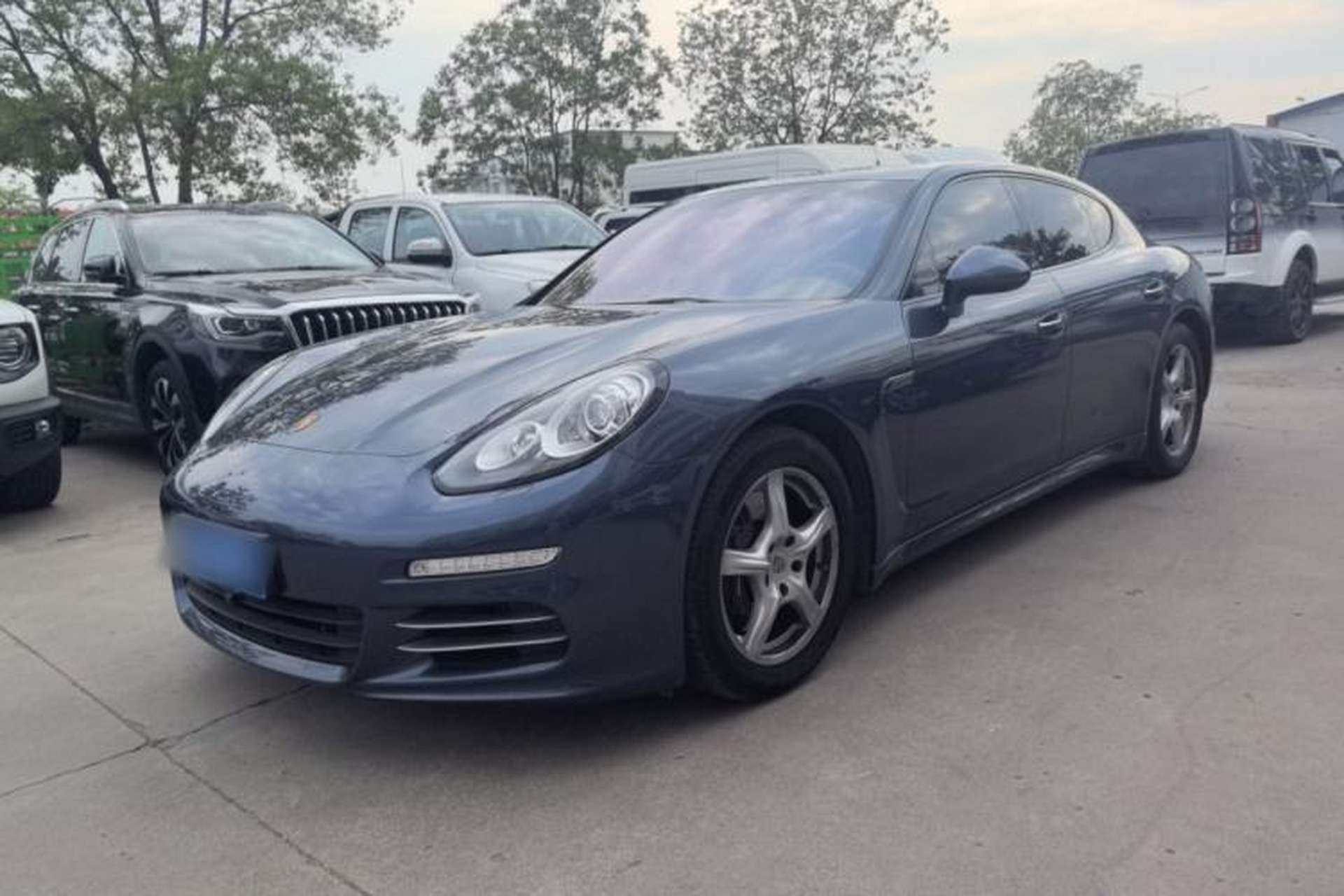 Used Porsche Panamera 2014 Panamera 4 3.0T Front Left 45 Deg