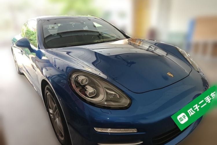 Used Porsche Panamera 2014 Panamera Executive 3.0T Front Right 45 Deg