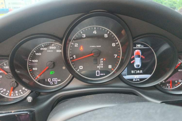 Used Porsche Panamera  Instrument Cluster