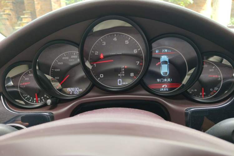 Used Porsche Panamera 2014 Panamera 4 3.0T Instrument Cluster