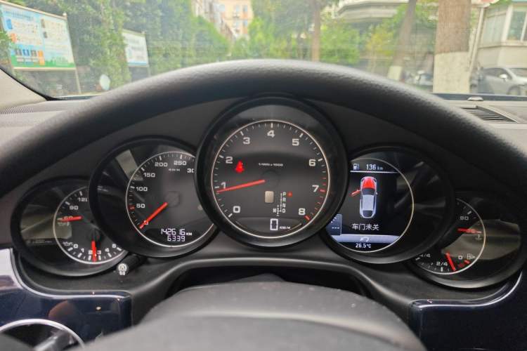 Used Porsche Panamera 2014 Panamera 3.0T Instrument Cluster