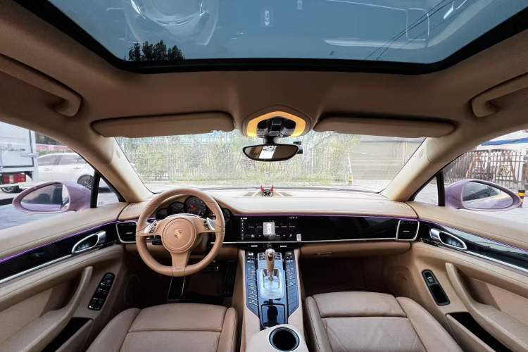 Used Porsche Panamera 2014 Panamera 4 3.0T Interior 2