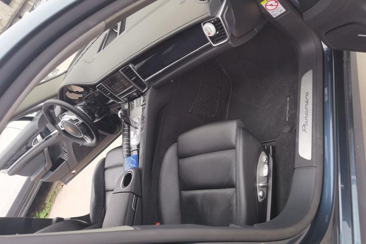 Used Porsche Panamera 2014 Panamera 3.0T Interior 2