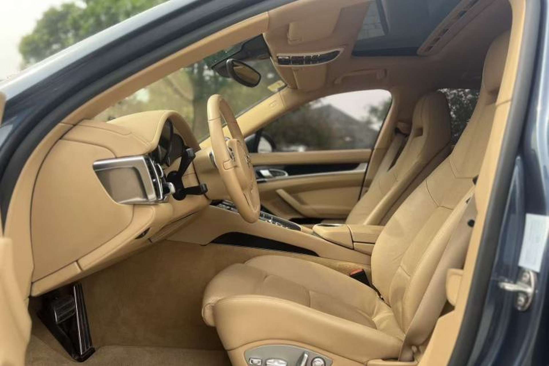 Used Porsche Panamera 2014 Panamera 4 3.0T Interior 4