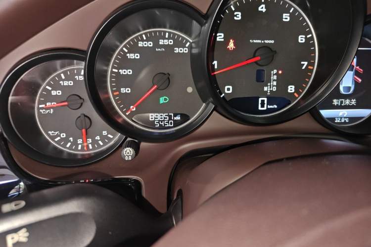 Used Porsche Panamera 2014 Panamera Executive 3.0T Odometer Close Up