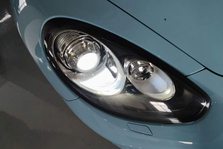 Used Porsche Panamera 2014 Panamera 4 3.0T Right Front Headlight