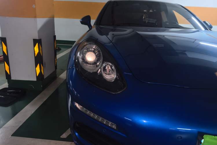 Used Porsche Panamera 2014 Panamera 3.0T Right Front Headlight