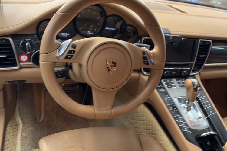 Used Porsche Panamera 2014 Panamera 3.0T Steering Wheel