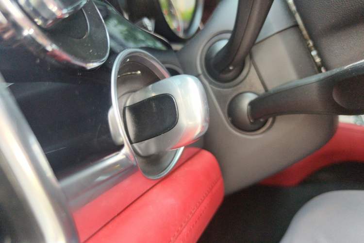 Used Porsche Panamera  Vehicle Key