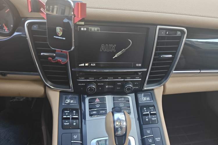 Used Porsche Panamera 2014 Panamera 4S Executive 3.0T Audio And AC Panel