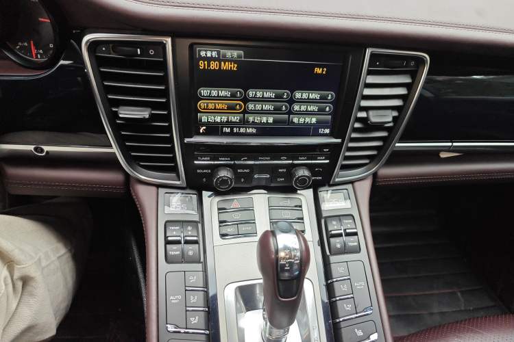 Used Porsche Panamera 2014 Panamera 4 3.0T Audio And AC Panel