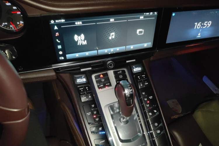 Used Porsche Panamera 2014 Panamera S Executive 3.0T Audio And AC Panel