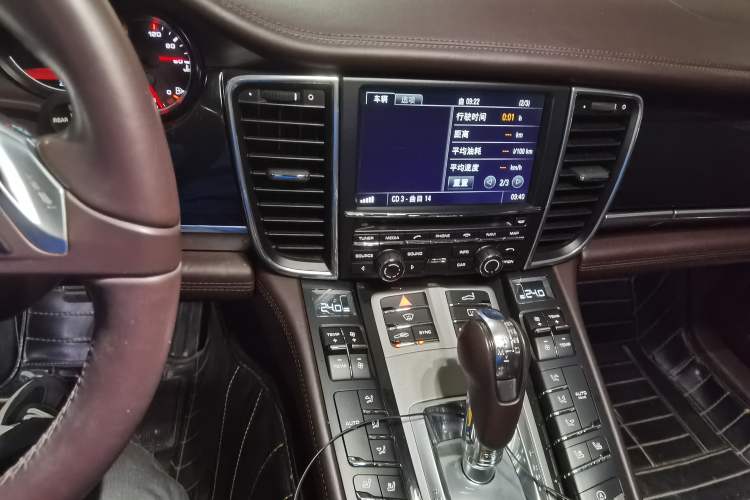 Used Porsche Panamera 2014 Panamera S Executive 3.0T Audio And AC Panel