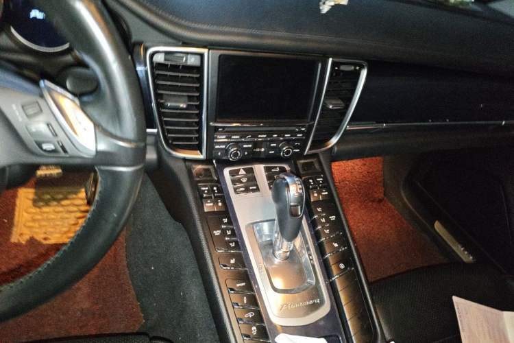 Used Porsche Panamera 2014 Panamera 3.0T Audio And AC Panel