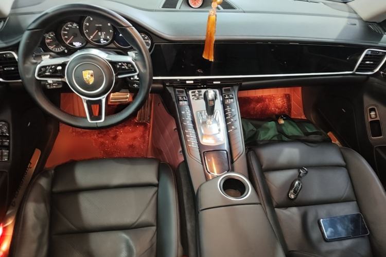 Used Porsche Panamera 2014 Panamera 4 3.0T Center Console