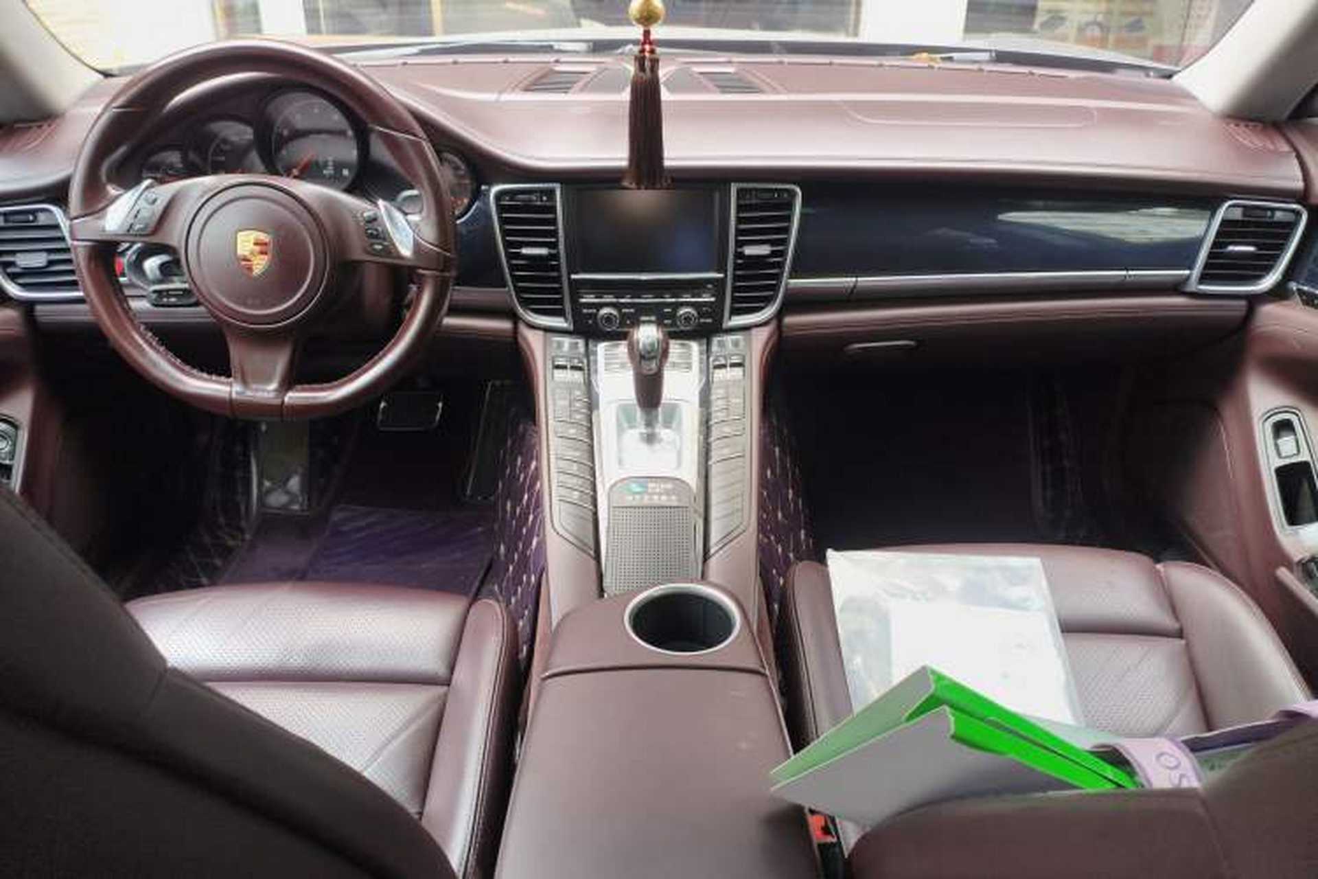 Used Porsche Panamera 2014 Panamera 3.0T Center Console