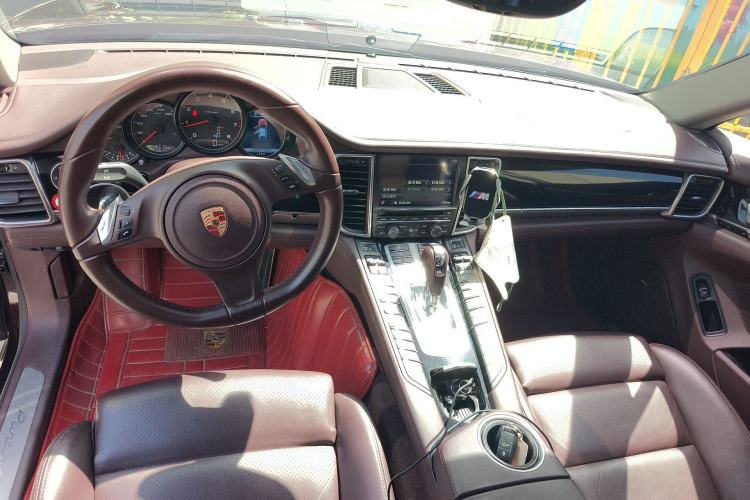 Used Porsche Panamera 2014 Panamera 3.0T Center Console