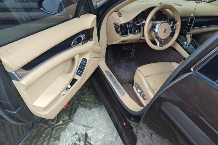 Used Porsche Panamera 2014 Panamera 4 3.0T Driver Seat