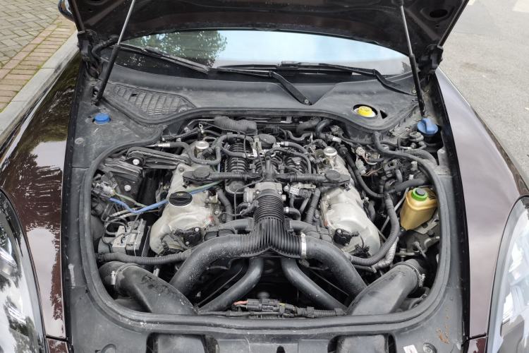 Used Porsche Panamera 2014 Panamera 3.0T Engine Bay