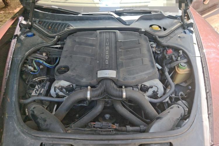Used Porsche Panamera 2014 Panamera 3.0T Engine Bay