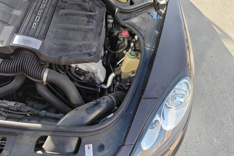 Used Porsche Panamera 2014 Panamera 4S Executive 3.0T Engine Bay Left
