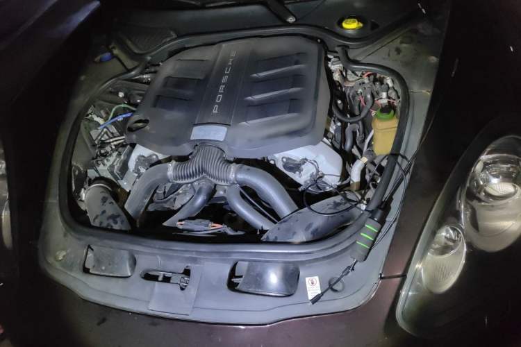 Used Porsche Panamera 2014 Panamera S Executive 3.0T Engine Bay Left
