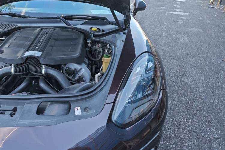 Used Porsche Panamera 2014 Panamera 4 Executive 3.0T Engine Bay Left