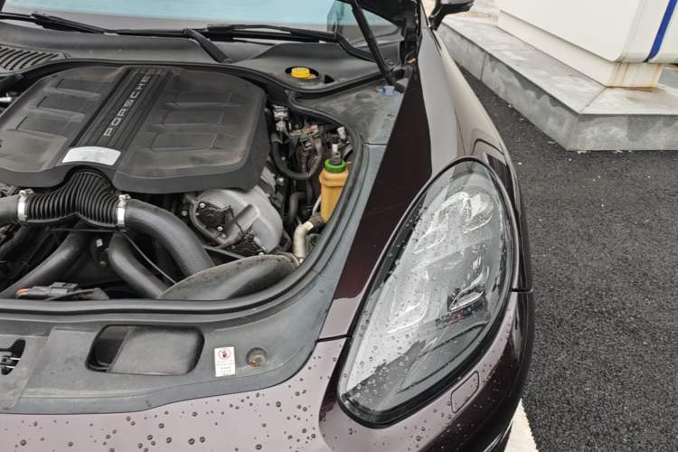 Used Porsche Panamera 2014 Panamera 4 Executive 3.0T Engine Bay Left