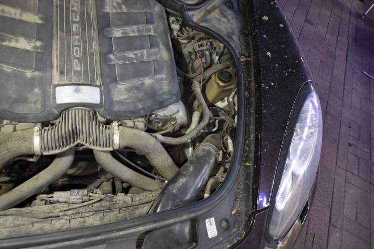 Used Porsche Panamera 2014 Panamera 3.0T Engine Bay Left