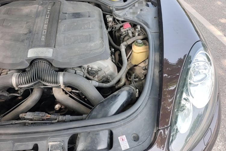 Used Porsche Panamera 2014 Panamera 3.0T Engine Bay Left