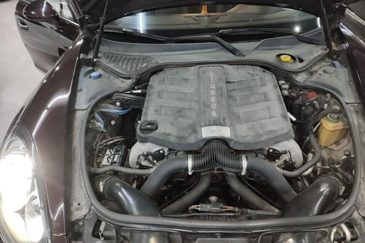 Used Porsche Panamera 2014 Panamera 4 3.0T Engine Bay Right