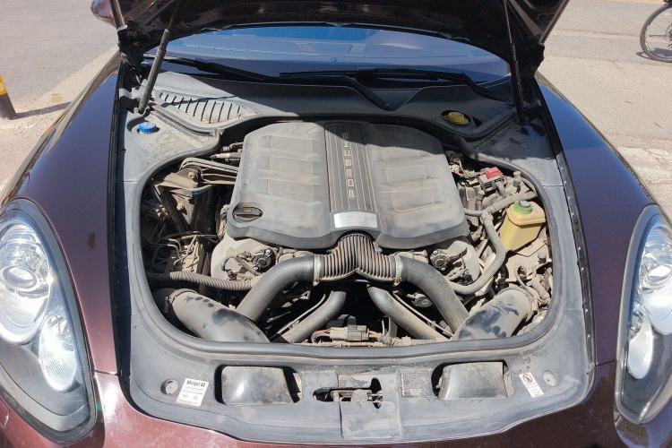 Used Porsche Panamera 2014 Panamera 3.0T Engine Bay